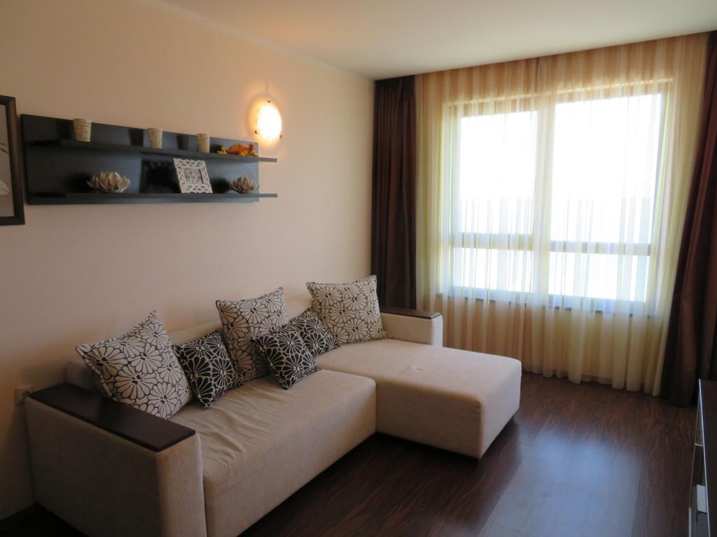Apartments Sirena - First line - Апартаменти Сирена - Първа линия Златни пясъци Екстериор снимка